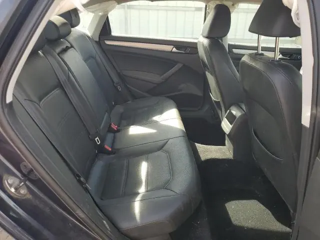 2014 VOLKSWAGEN PASSAT S