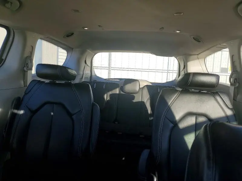 2020 CHRYSLER VOYAGER LXI  