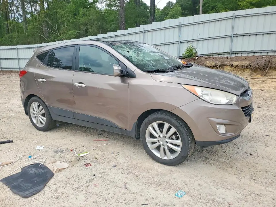2011 HYUNDAI TUCSON LIMITED  