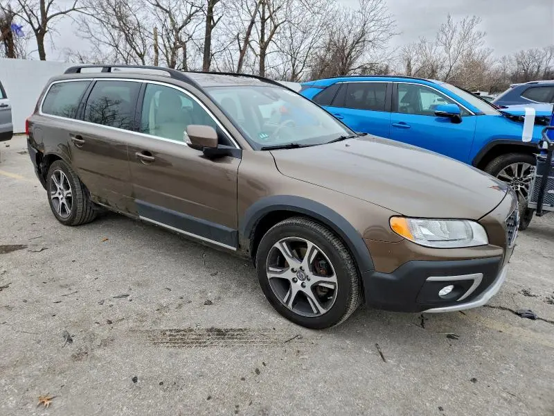 2015 VOLVO XC70 T6 PREMIER+  