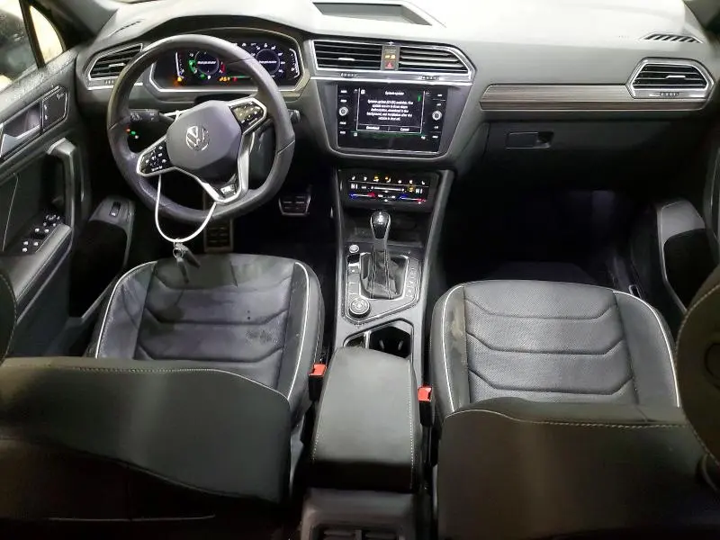 2024 VOLKSWAGEN TIGUAN SEL R-LINE BLACK  