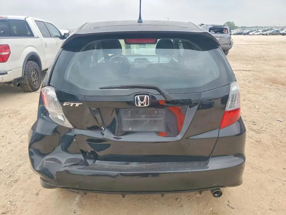 2010 HONDA FIT SPORT  
