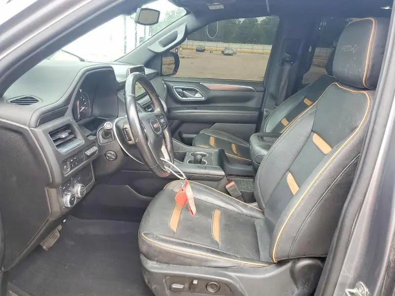2021 GMC YUKON AT4  