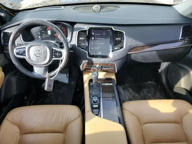 2016 VOLVO XC90 T6  