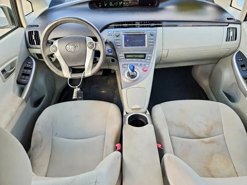 2013 TOYOTA PRIUS   