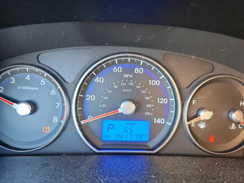 2012 HYUNDAI SANTA FE SE  