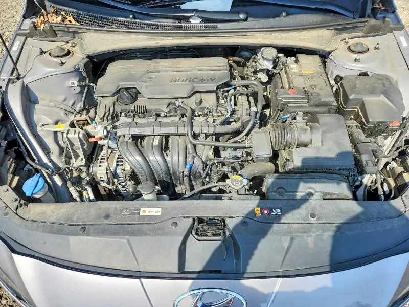 2023 HYUNDAI ELANTRA SE  