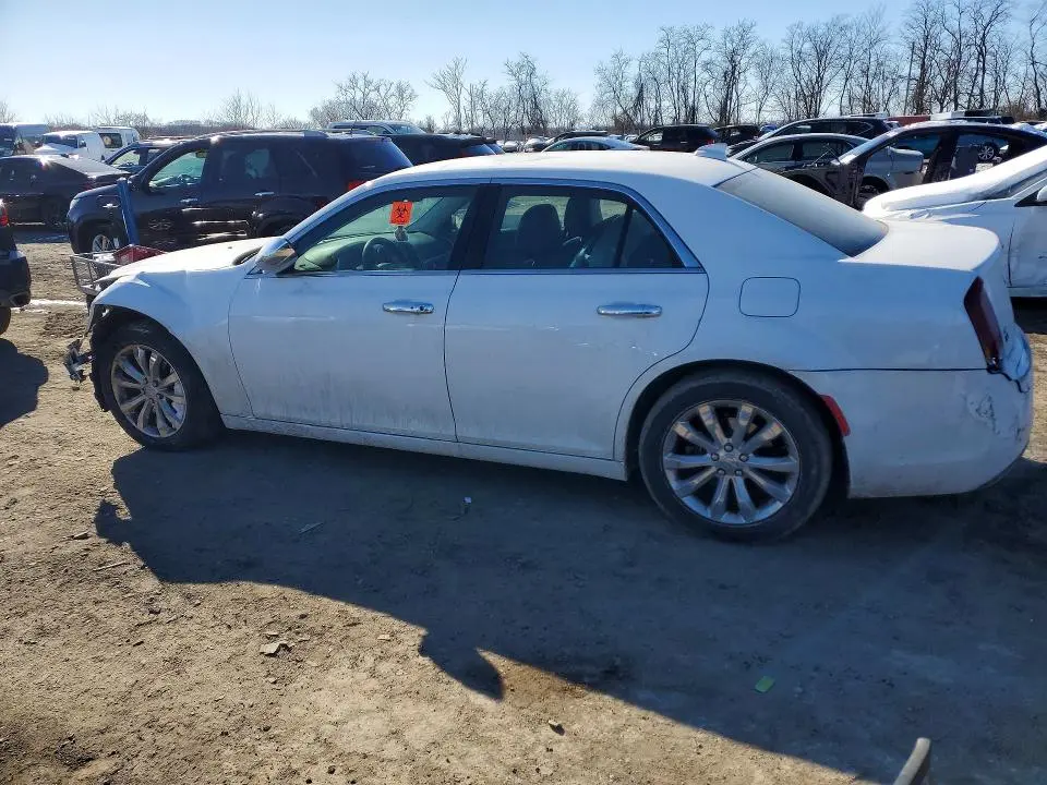2017 CHRYSLER 300 LIMITED  