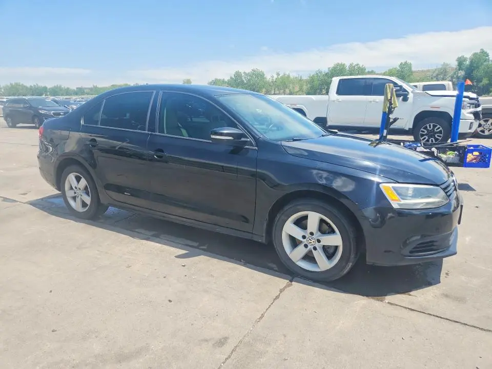 2012 VOLKSWAGEN JETTA TDI  
