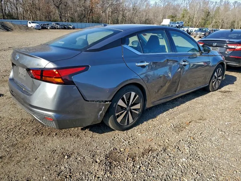 2019 NISSAN ALTIMA SL  