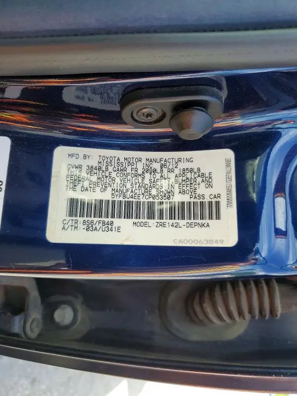 2012 TOYOTA COROLLA LE  