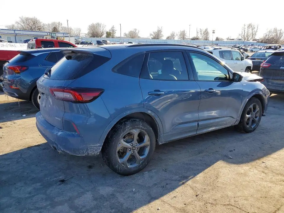 2024 FORD ESCAPE ST LINE  