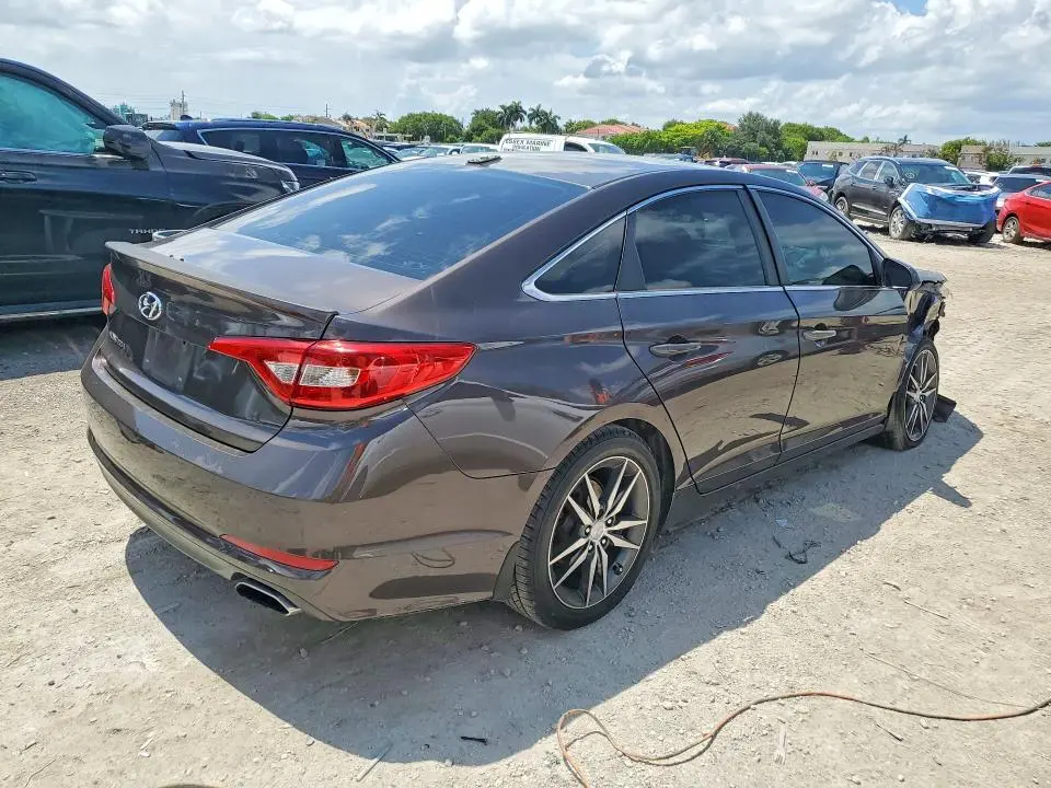 2015 HYUNDAI SONATA SE  