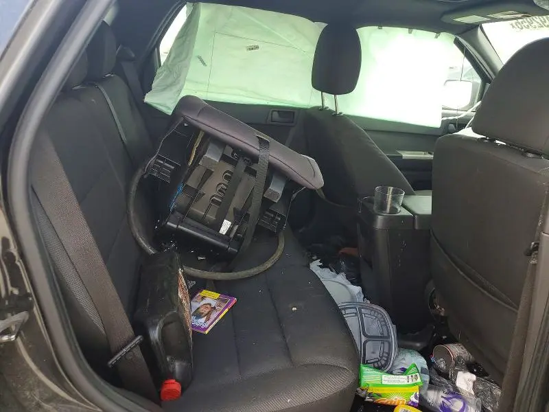2011 FORD ESCAPE XLT  