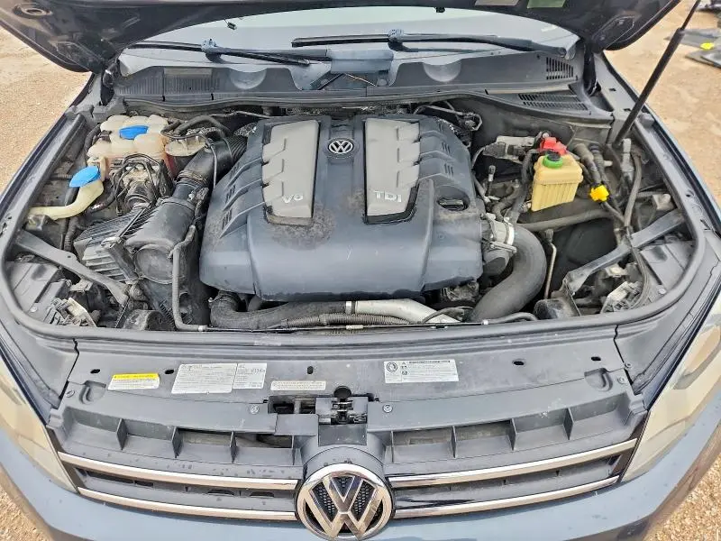 2013 VOLKSWAGEN TOUAREG V6 TDI  