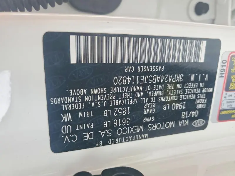 2018 KIA RIO S  