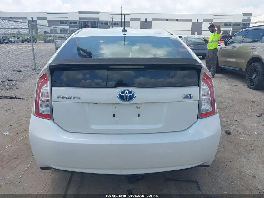 2014 TOYOTA PRIUS THREE