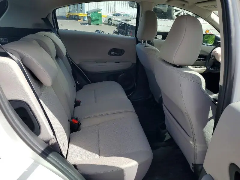 2016 HONDA HR-V LX  