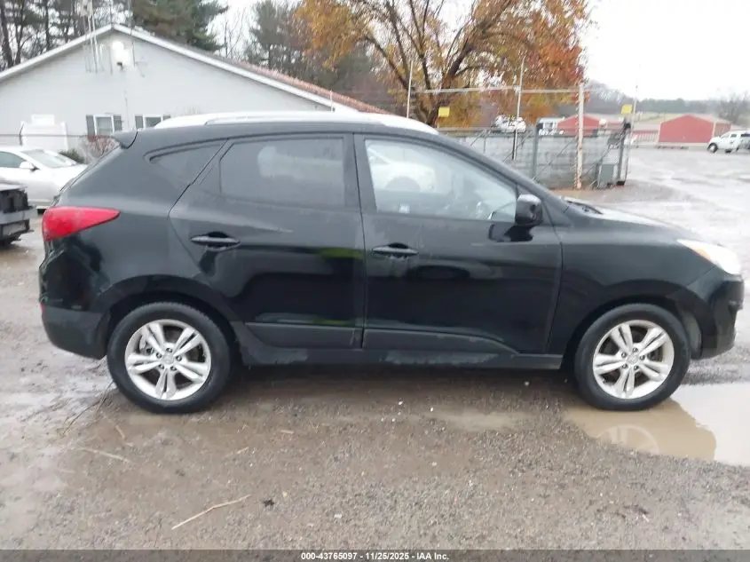 2011 HYUNDAI TUCSON GLS