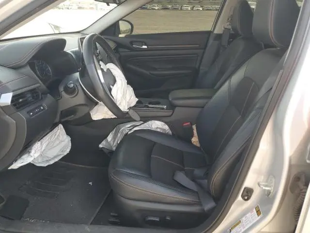 2022 NISSAN ALTIMA SR  