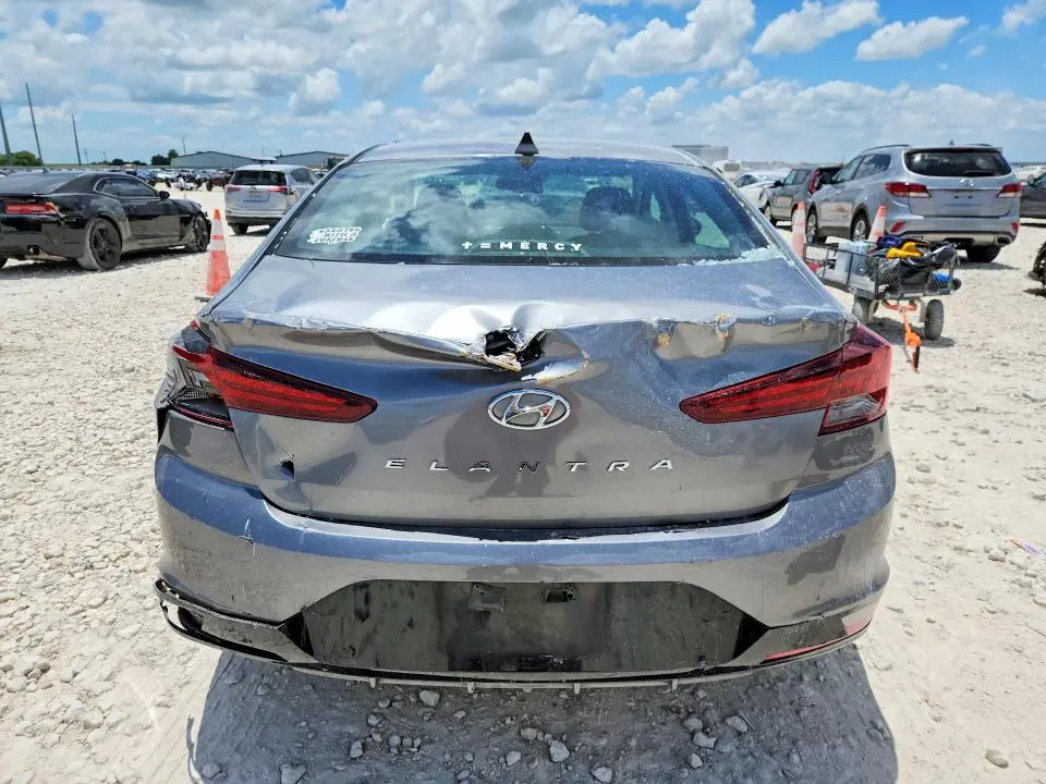 2019 HYUNDAI ELANTRA SEL  