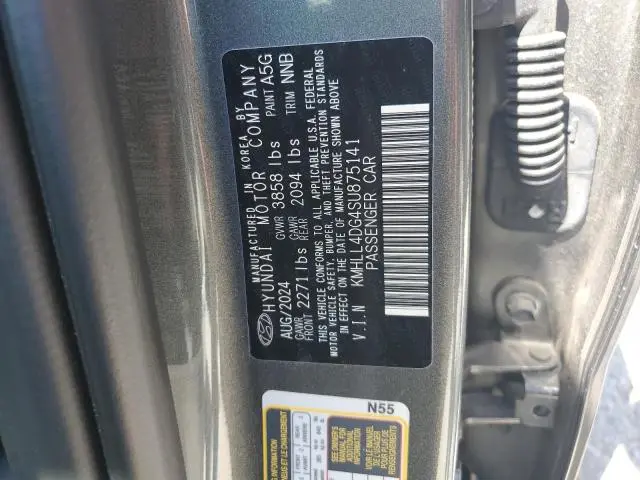 2025 HYUNDAI ELANTRA SE  