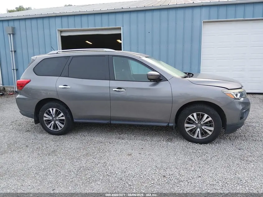 2017 NISSAN PATHFINDER S
