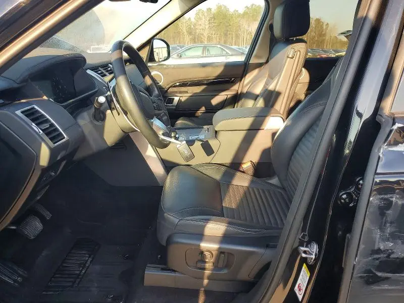 2024 LAND ROVER DISCOVERY S  