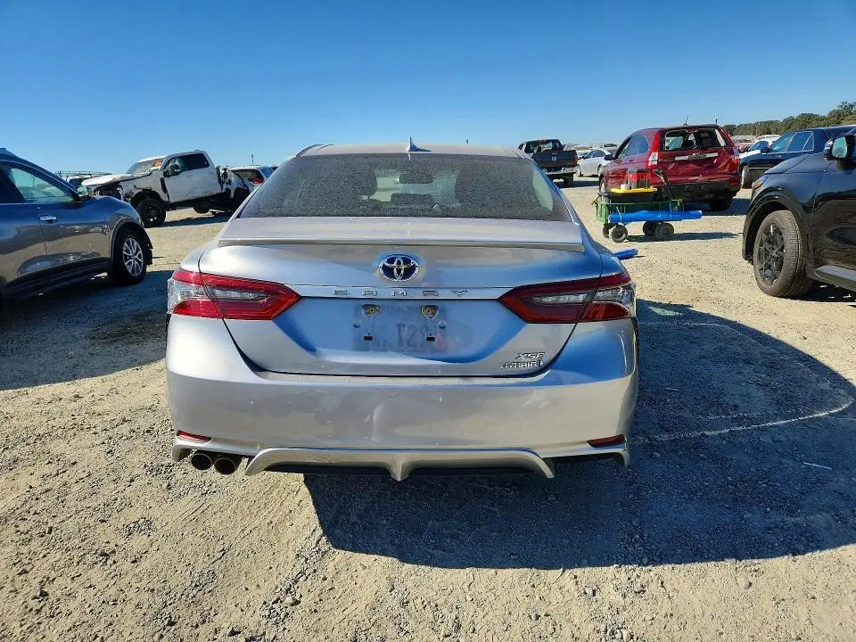 2021 TOYOTA CAMRY XSE  