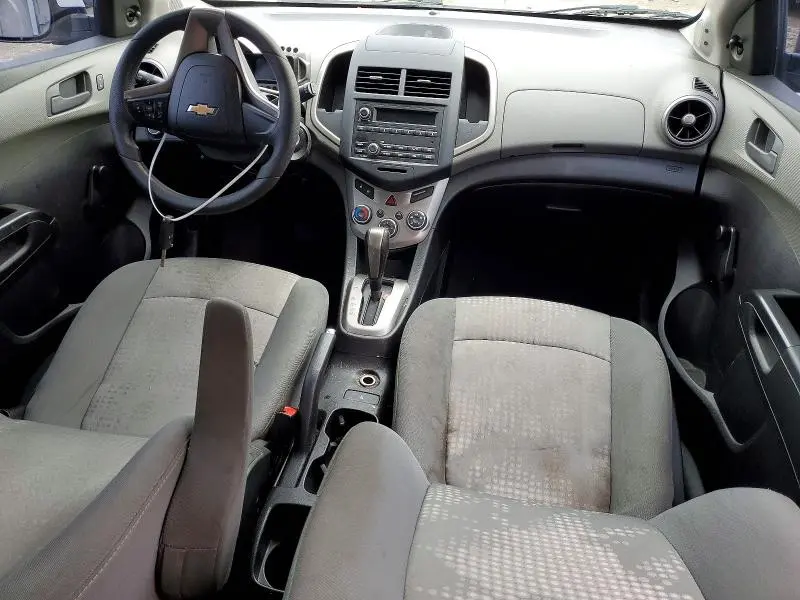 2015 CHEVROLET SONIC LS  