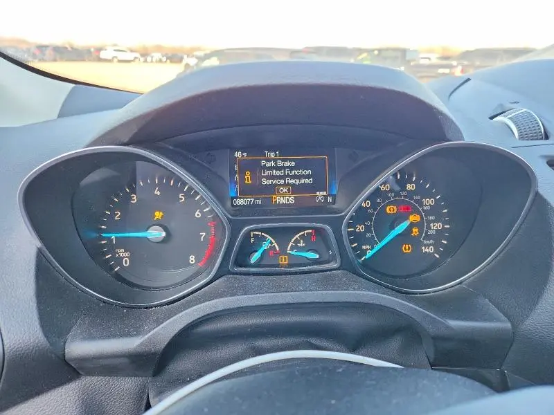 2019 FORD ESCAPE SE  