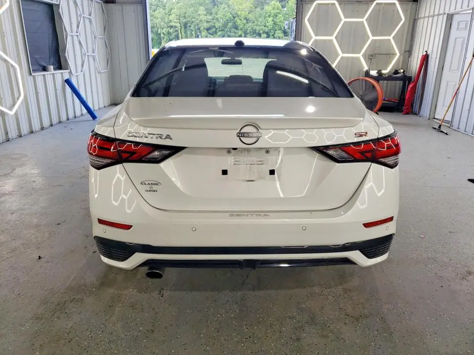 2024 NISSAN SENTRA SR  
