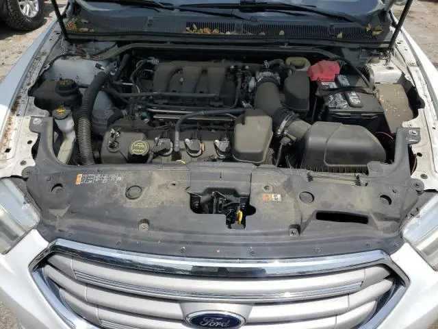2015 FORD TAURUS SE  