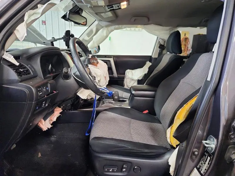 2021 TOYOTA 4RUNNER SR5  