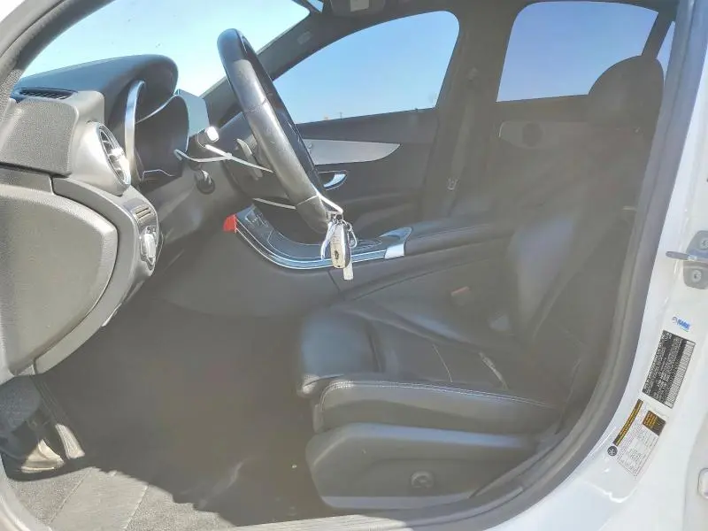 2019 MERCEDES-BENZ C 300  