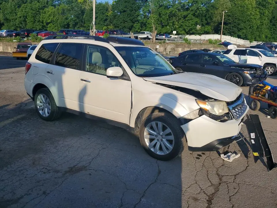 2011 SUBARU FORESTER 2.5X PREMIUM  