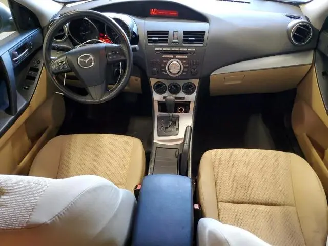 2011 MAZDA 3 I  