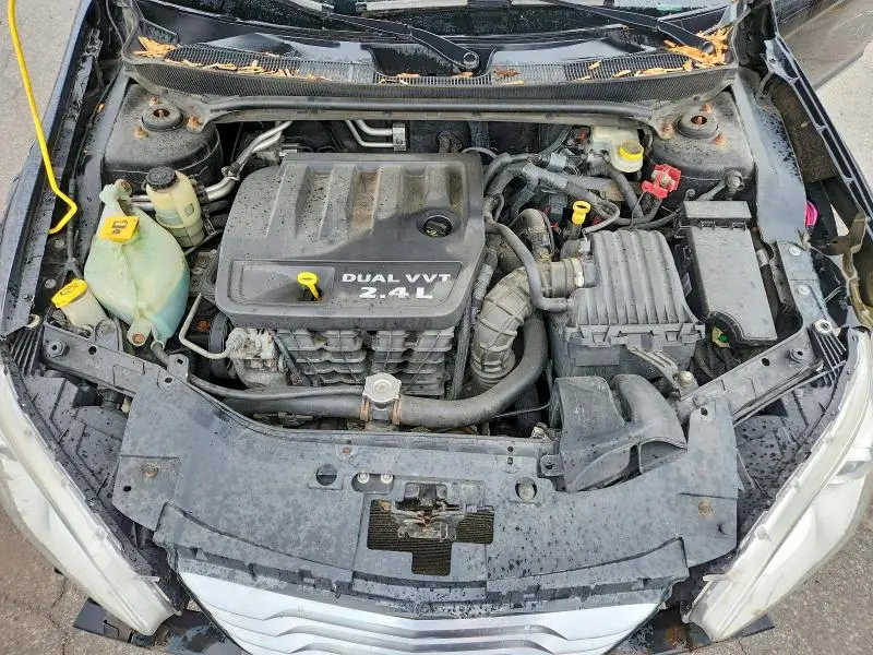 2014 CHRYSLER 200 LX  