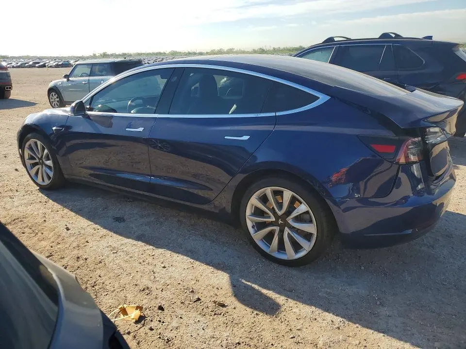 2018 TESLA MODEL 3   