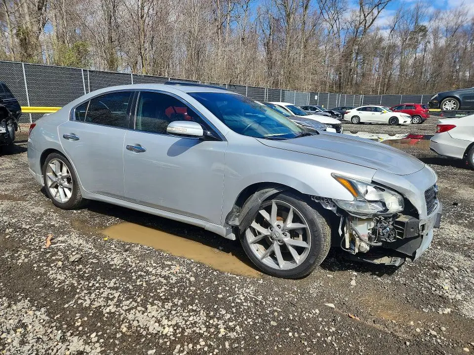 2011 NISSAN MAXIMA 3.5 S  