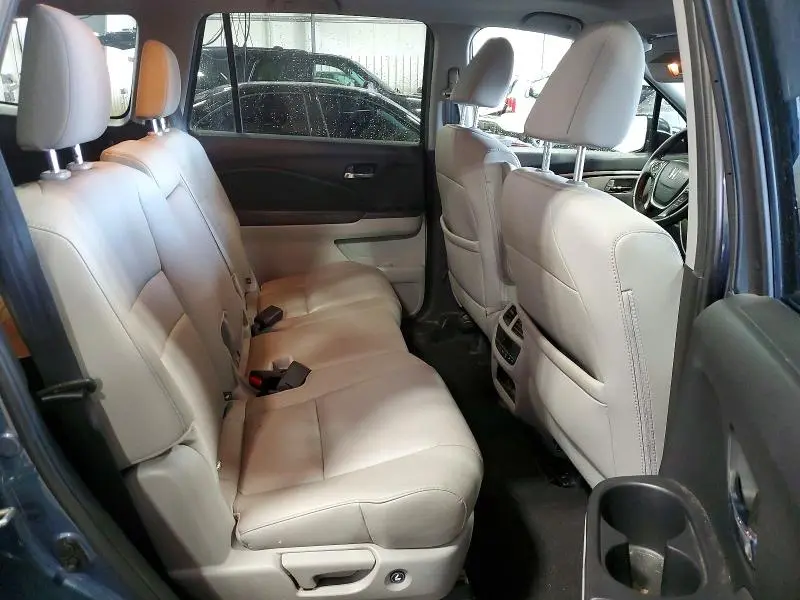 2017 HONDA PILOT EXL  