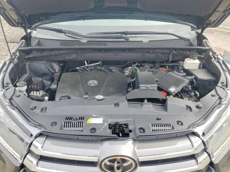 2019 TOYOTA HIGHLANDER LIMITED PLATINUM  