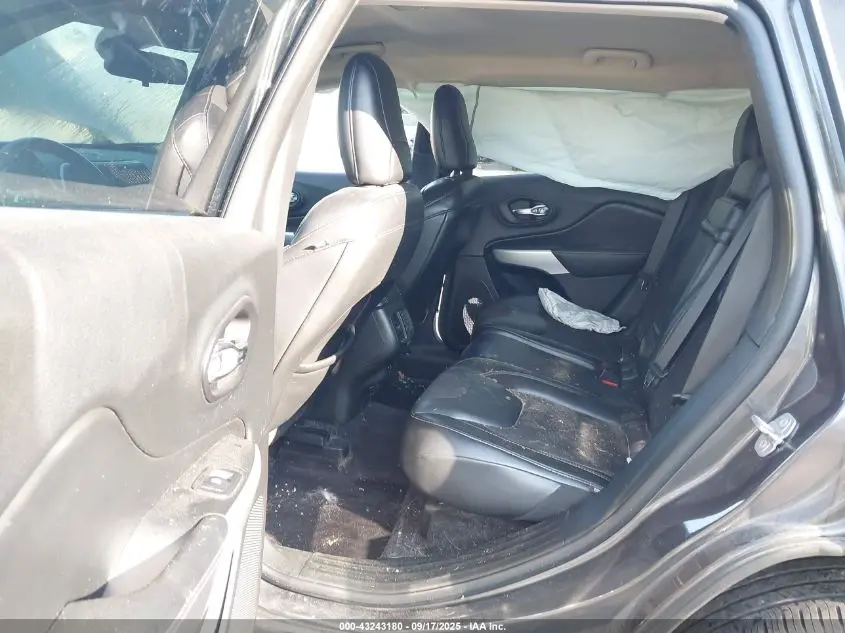 2018 JEEP CHEROKEE LATITUDE PLUS 4X4