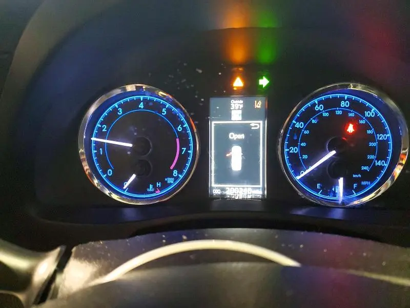 2018 TOYOTA COROLLA L  