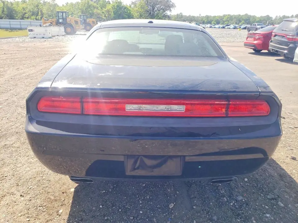 2014 DODGE CHALLENGER SXT  