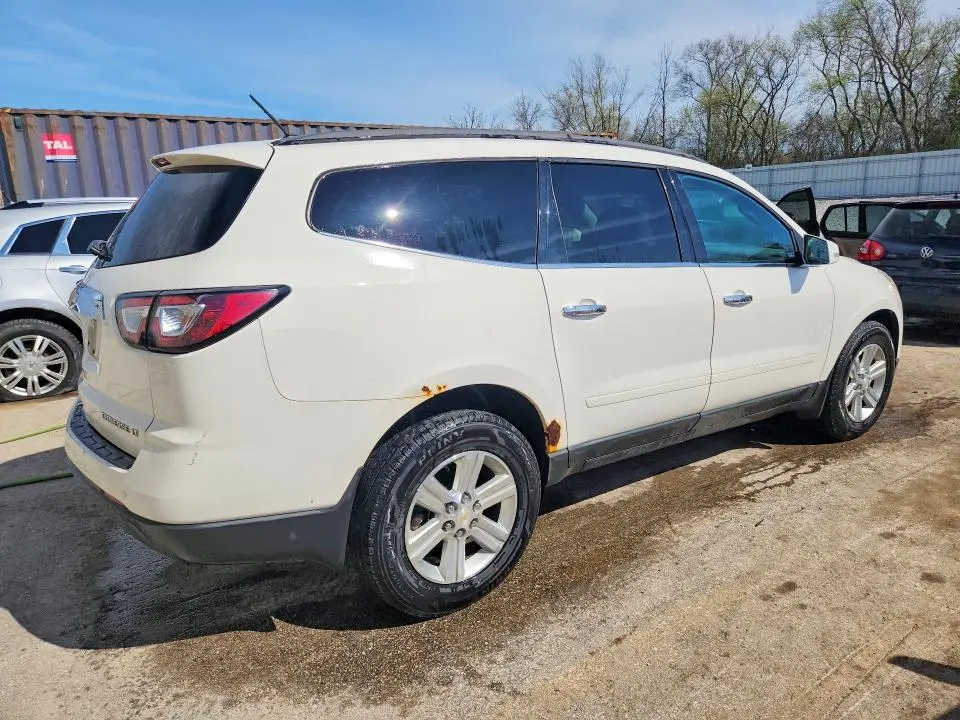 2013 CHEVROLET TRAVERSE LT  