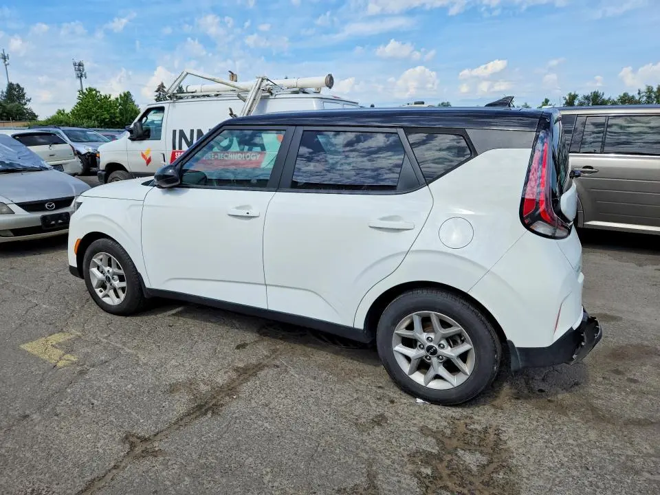 2024 KIA SOUL S  