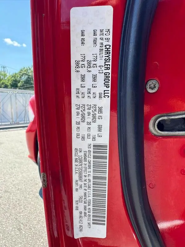2013 RAM 1500 ST  