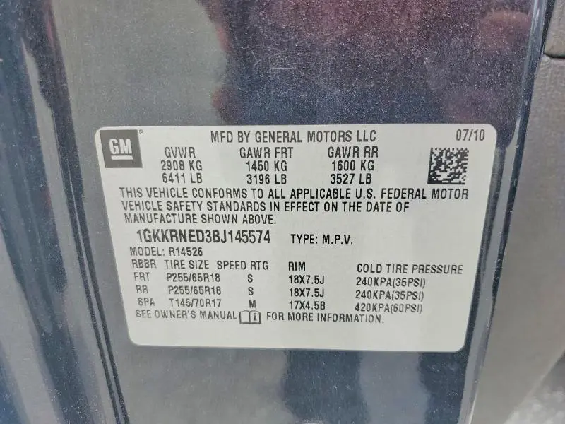 2011 GMC ACADIA SLE  