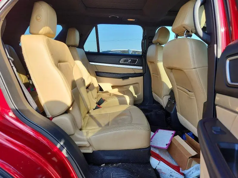2017 FORD EXPLORER XLT  